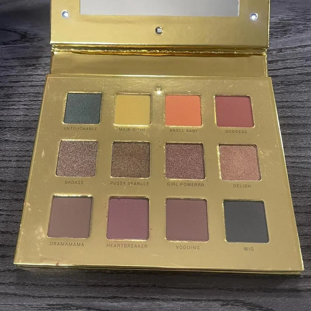 MIA mama eyeshadow